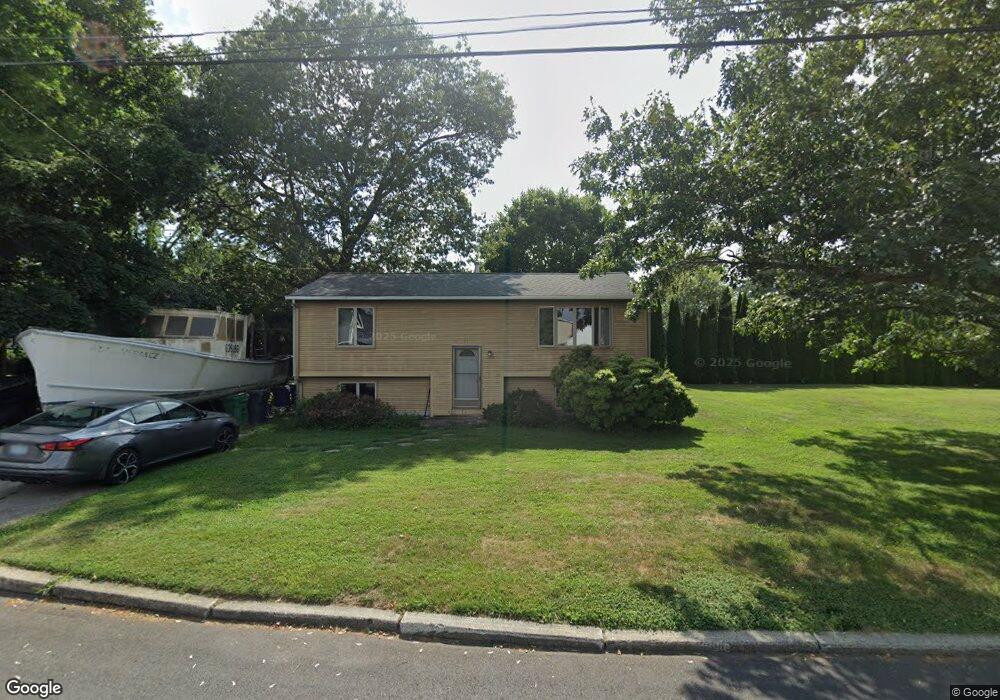 11 Lighthouse Ln, Warwick, RI 02889 - photo 1