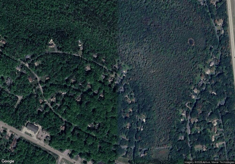 5136 Pine Tree Ln, Pocono Summit, PA 18346 - photo 1