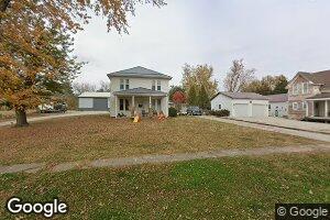 205 East St, Mount Auburn, IA 52313