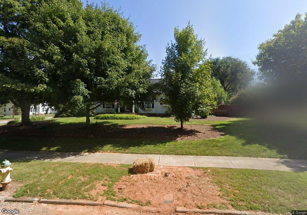 601 Margaret Dr, Statesville, NC 28677 - photo 1