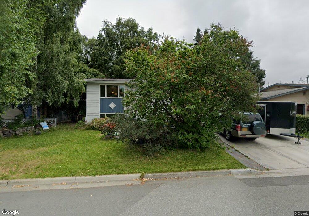 1109 Gilmore Ct, Anchorage, AK 99503 - photo 1