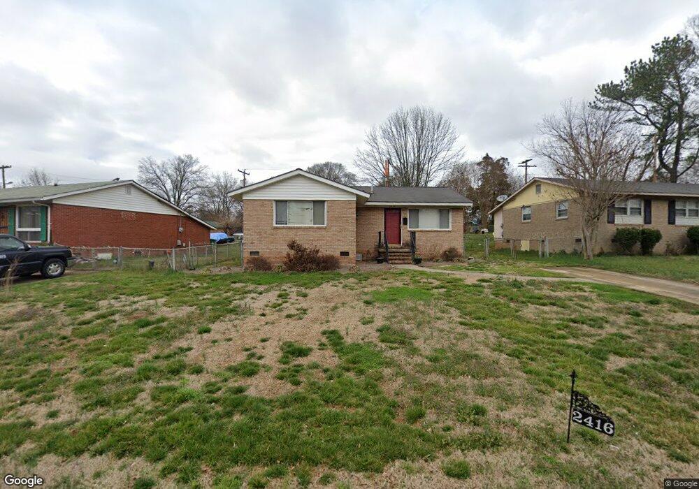 2416 Kendall Dr, Charlotte, NC 28216 - photo 1