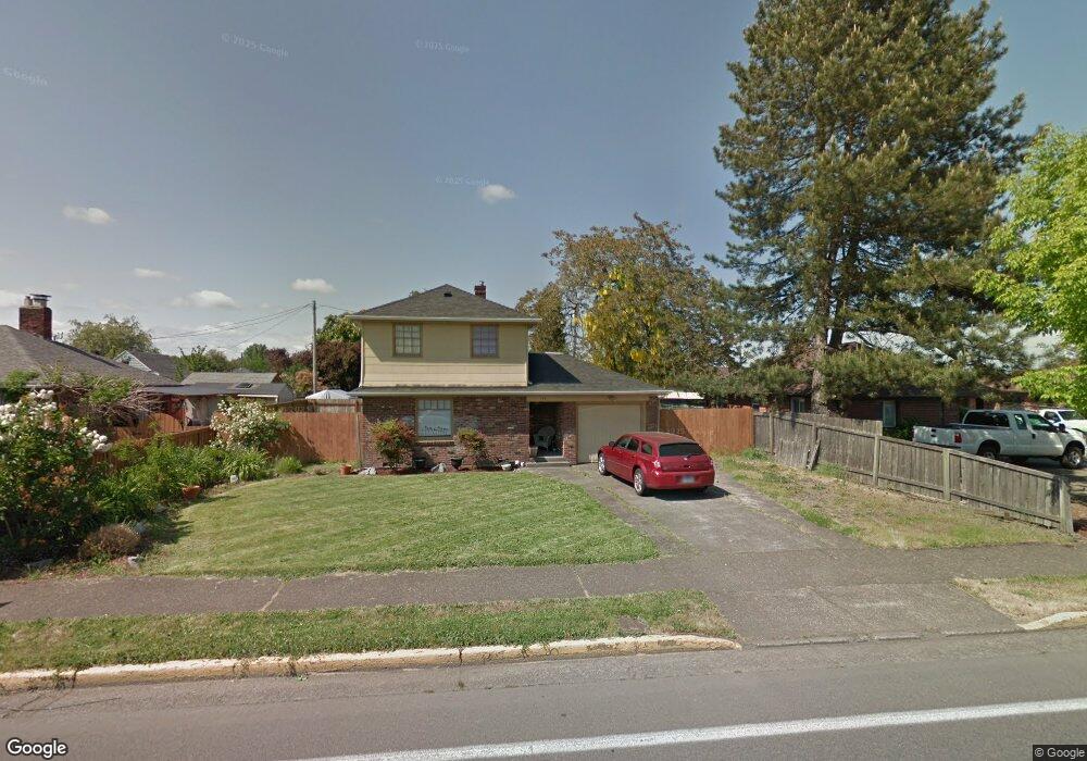 735 Queen Ave SW, Albany, OR 97321 - photo 1