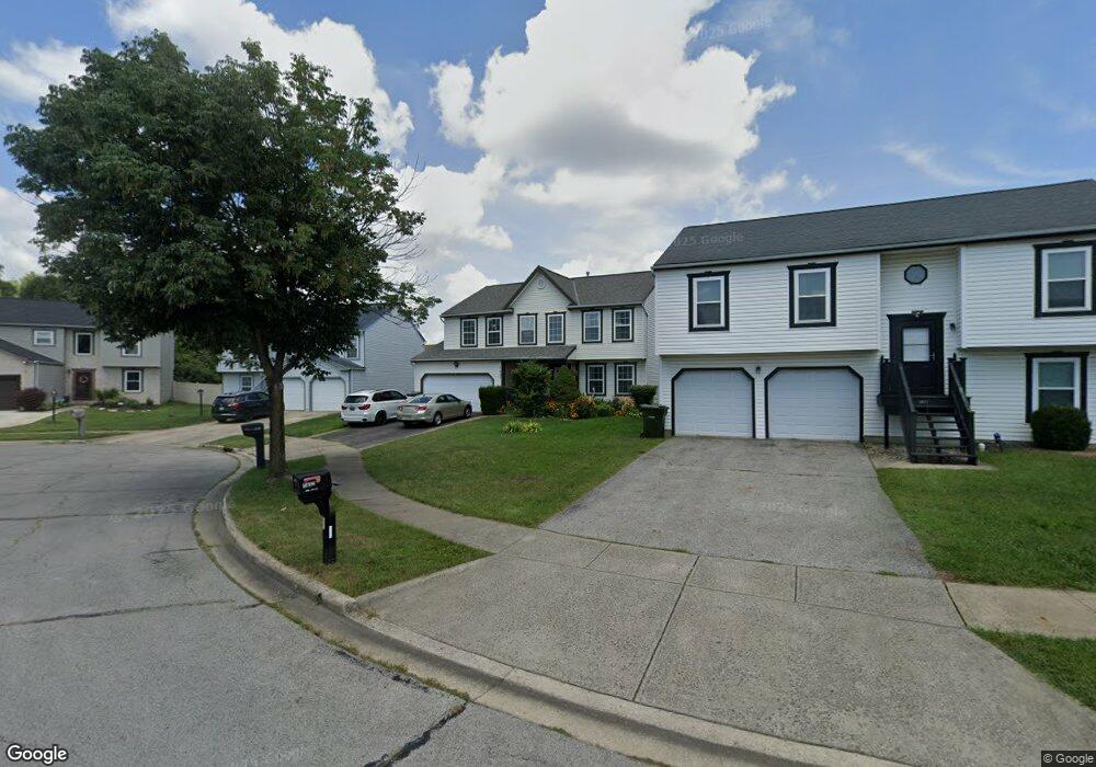 1637 Eastbrook Dr N, Columbus, OH 43223 - photo 1