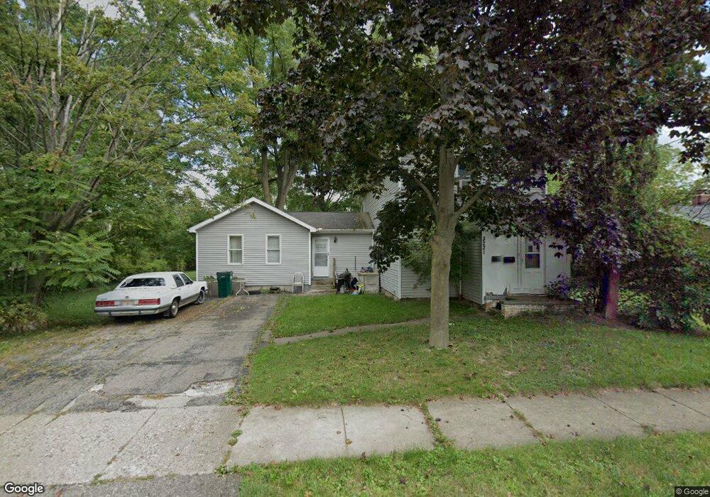 3221 Palmer St, Lansing, MI 48910 - photo 1