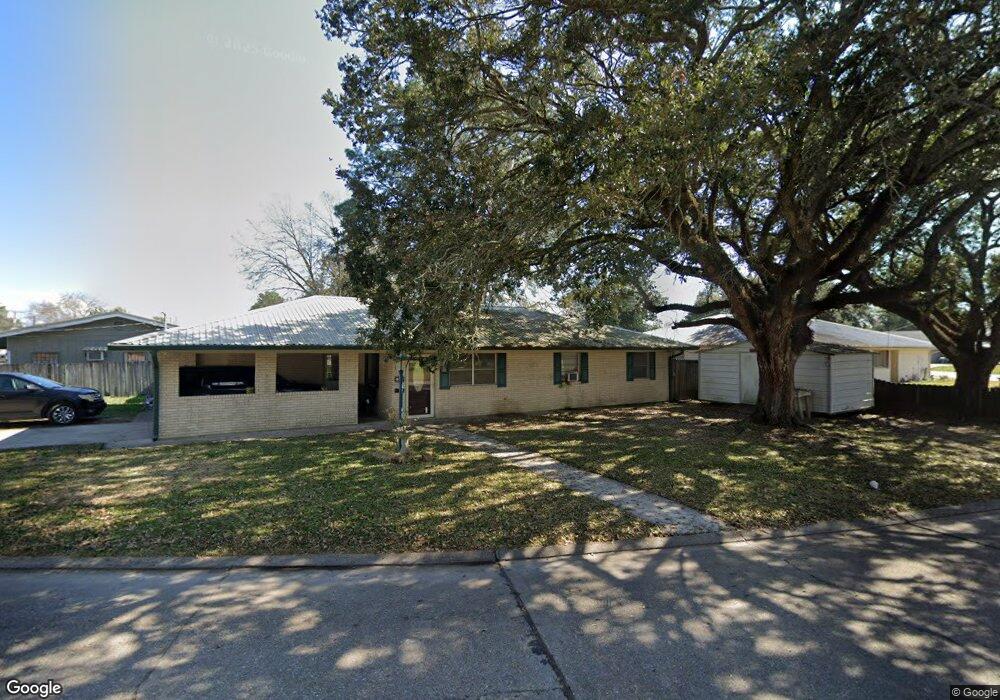 133 N Richelieu Cir, New Iberia, LA 70560 - photo 1