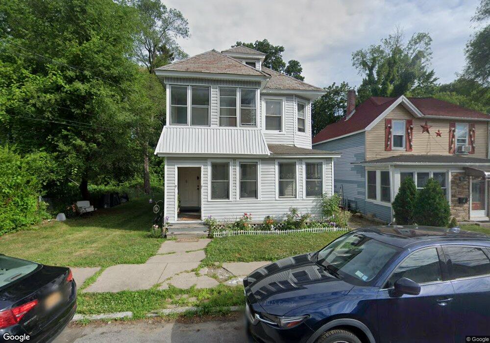 7 Winston Place, Schenectady, NY 12304 - photo 1