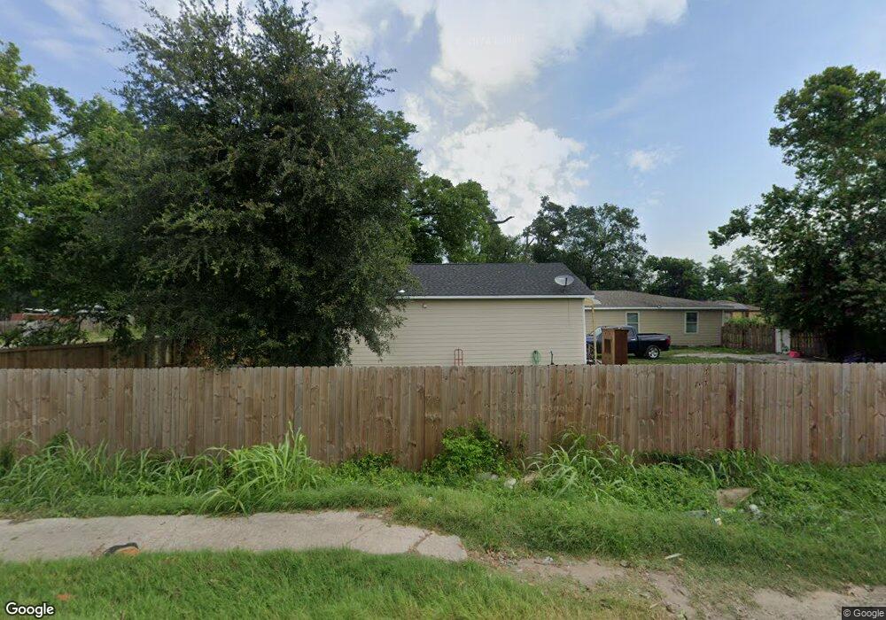 4009 E Crosstimbers St, Houston, TX 77016 - photo 1