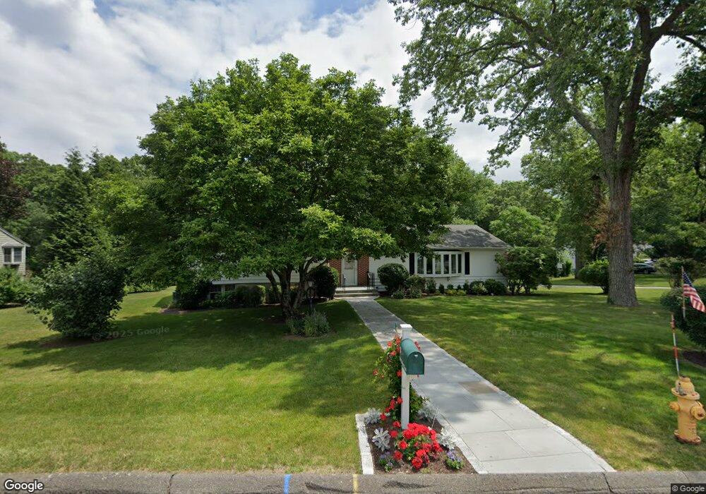 3 Old Colony Rd, Stamford, CT 06907 - photo 1