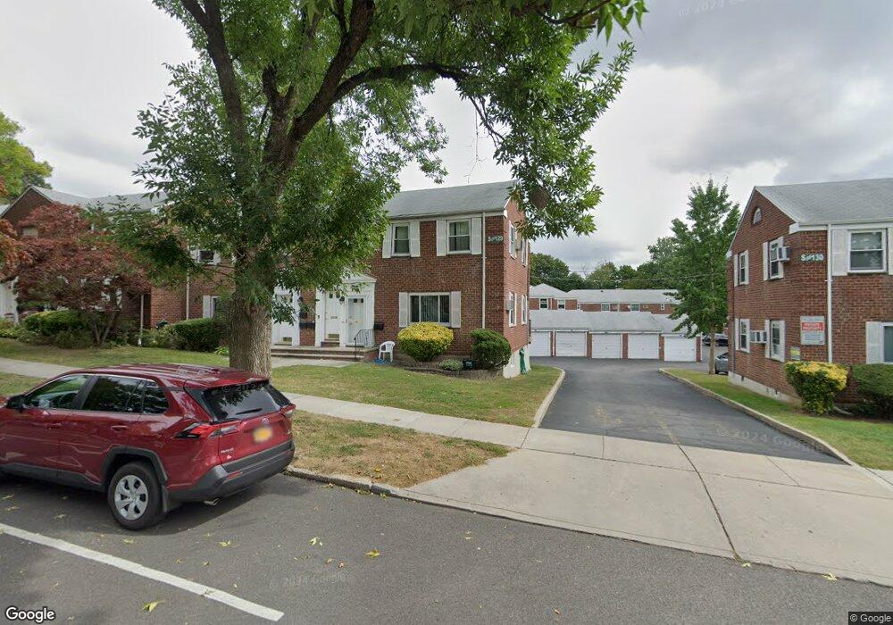 26412 73rd Ave unit 1, Glen Oaks, NY 11004 - photo 1