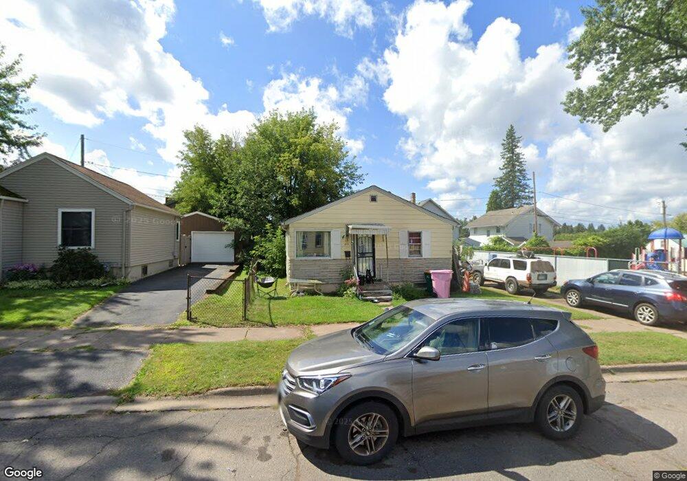 211 4th St, Cloquet, MN 55720 - photo 1