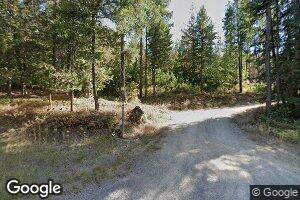 5874 Lakeshore Dr, Sagle, ID 83860