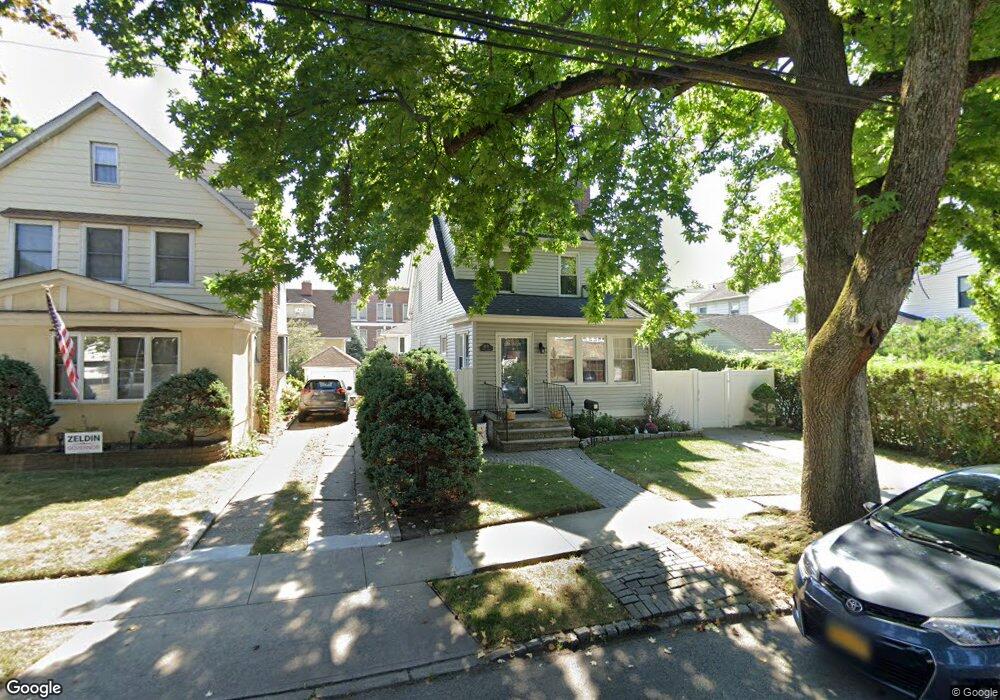 3373 170th St, Flushing, NY 11358 - photo 1