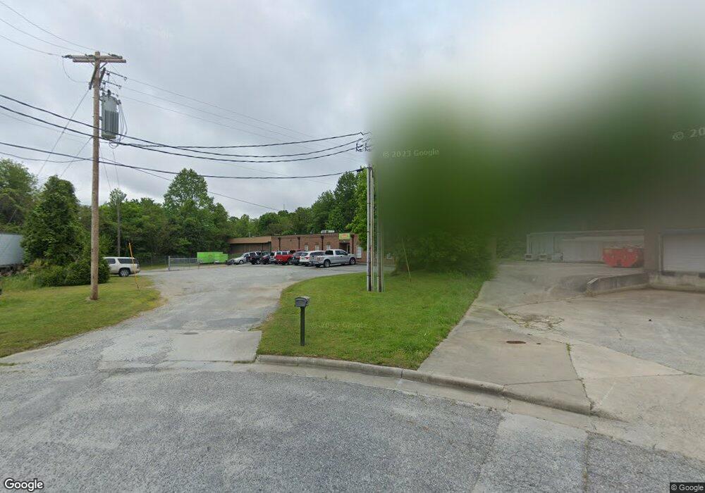 712 Mcway Dr, High Point, NC 27263 - photo 1