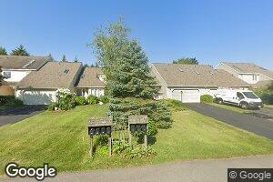 7 Constitution Dr, Glenmont, NY 12077