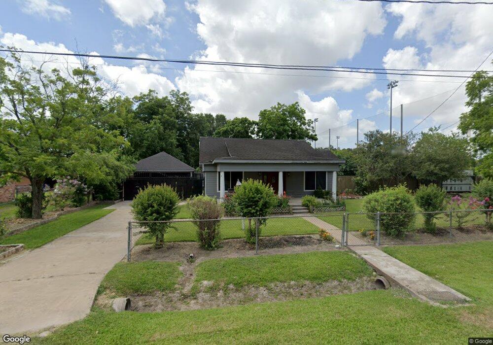 2537 Wall St, Houston, TX 77088 - photo 1