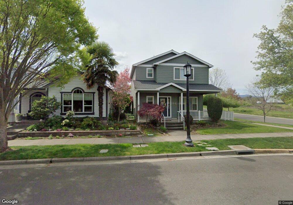 1175 Rustler Peak St, Central Point, OR 97502 - photo 1