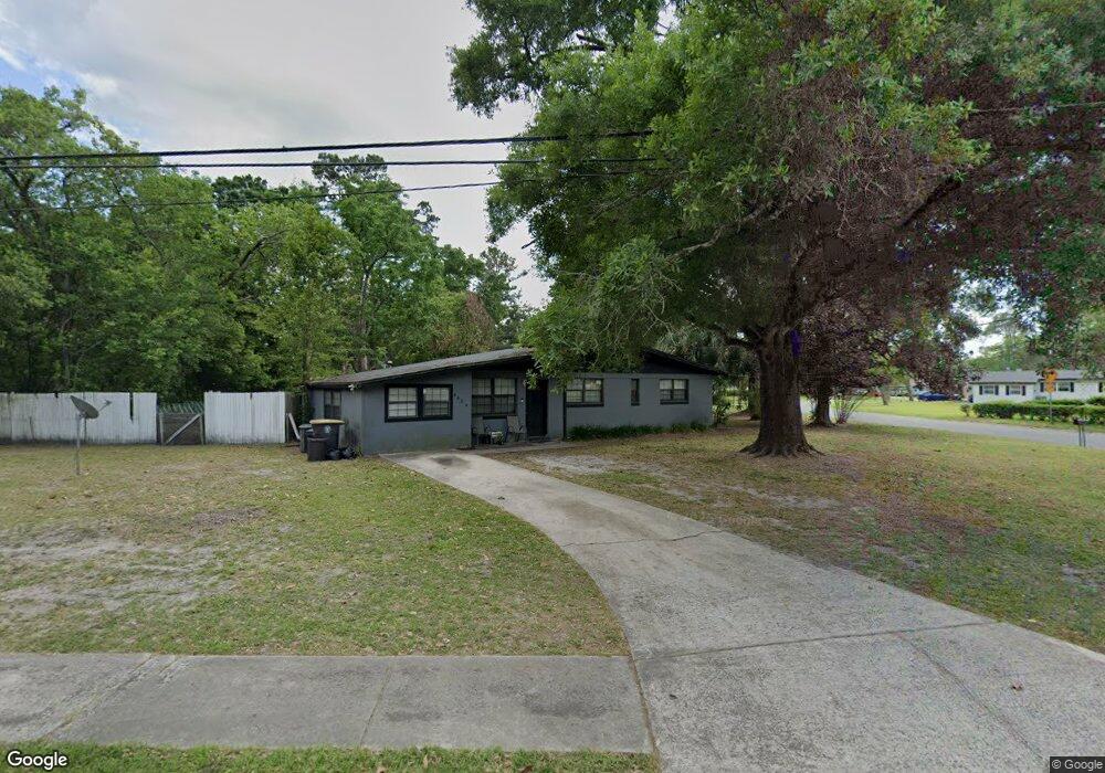 6624 London Bridge Ln, Jacksonville, FL 32210 - photo 1