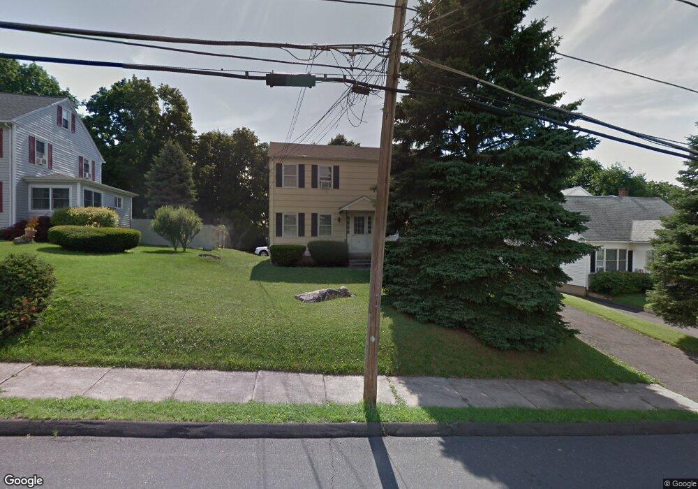 16A Fairfield Ave unit RT, Danbury, CT 06810 - photo 1