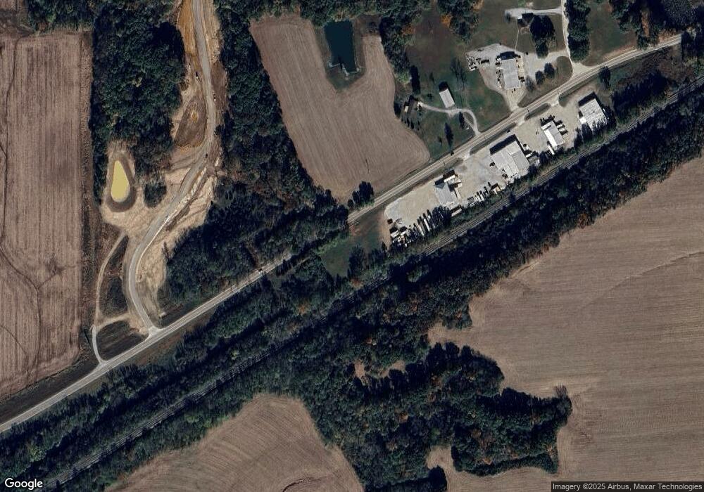 2021 W National Ave, Effingham, IL 62401 - photo 1