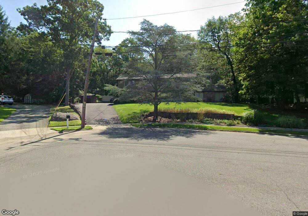 8 Cree Ct, Oakland, NJ 07436 - photo 1