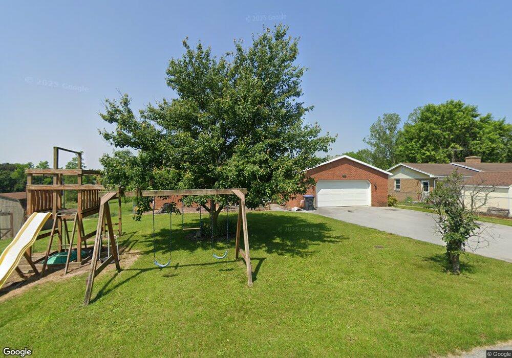 1599 Lee St, Chambersburg, PA 17201 - photo 1