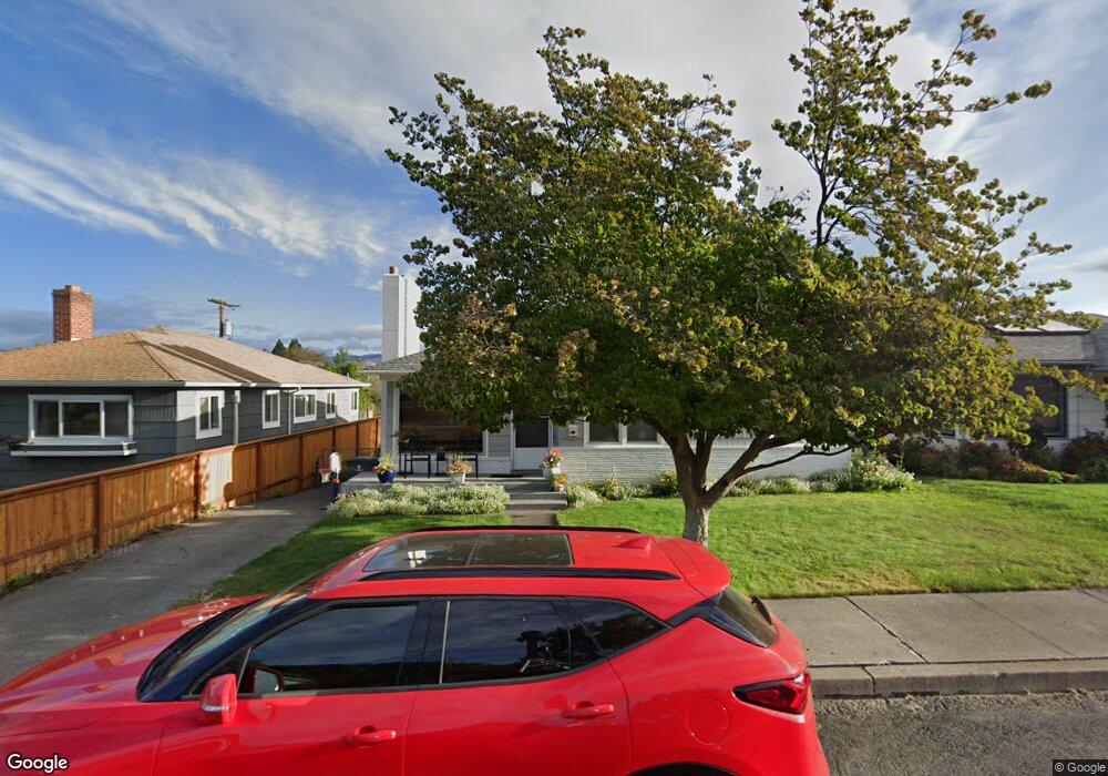 1613 E 13th St, the Dalles, OR 97058 - photo 1