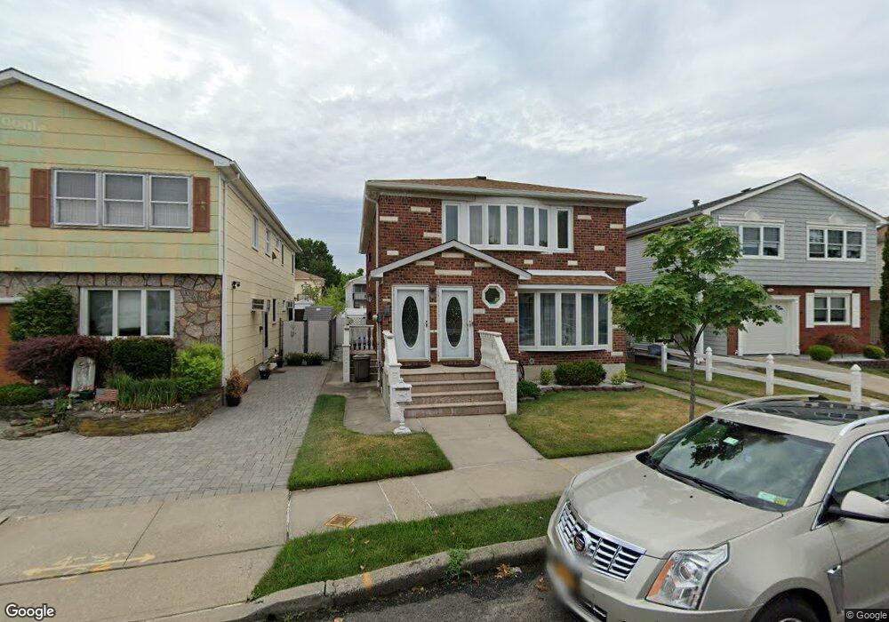 16 Jaffe St, Staten Island, NY 10314 - photo 1