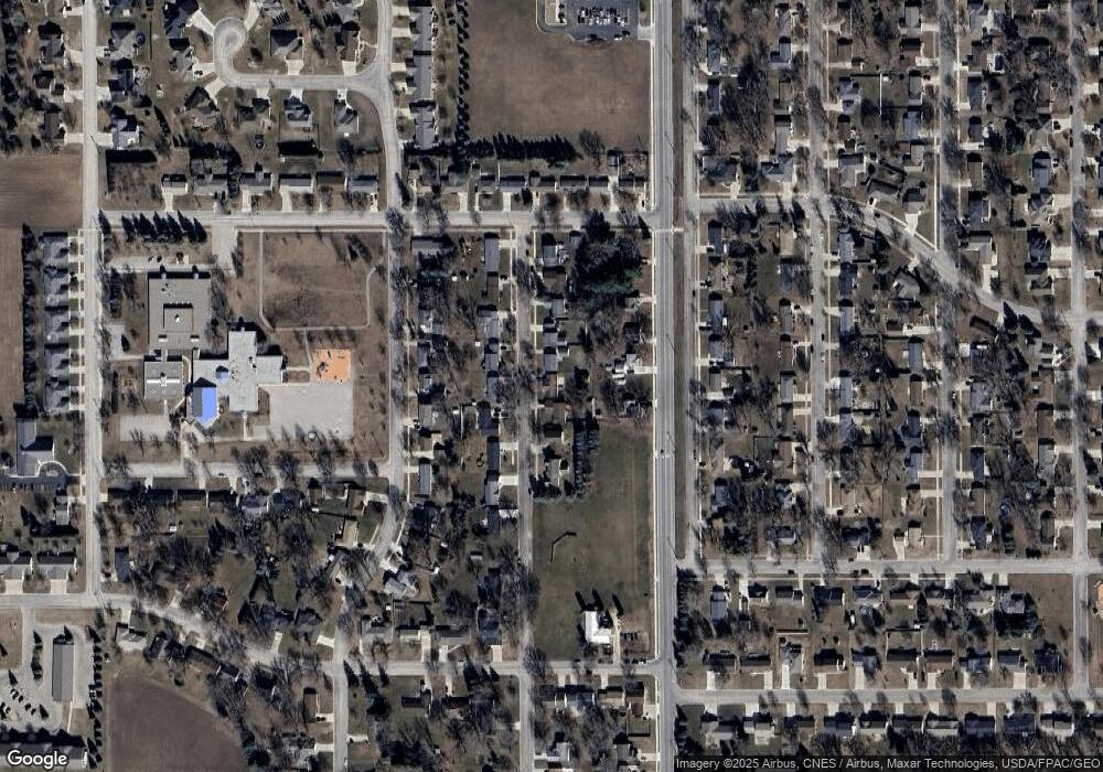 2011 13th St SW, Austin, MN 55912 - photo 1