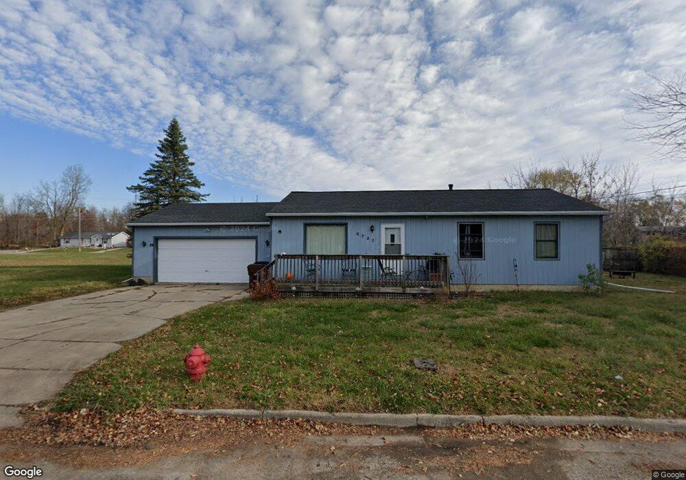 5727 Selfridge Blvd, Lansing, MI 48911 - photo 1