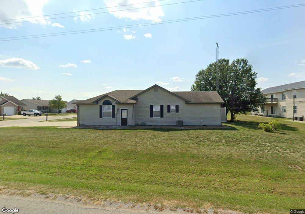 3003 Sugar Mill Ct, Effingham, IL 62401 - photo 1