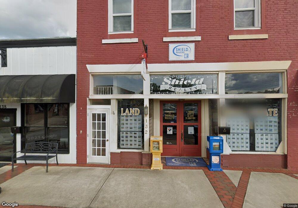 132 E Water St, Clarkesville, GA 30523 - photo 1