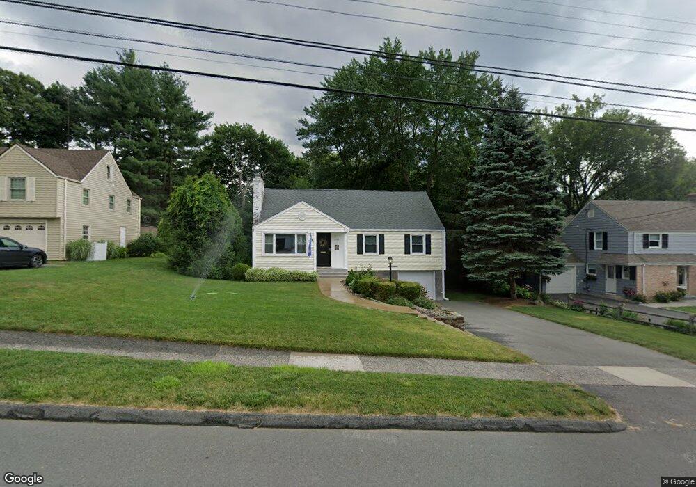 250 Crest St, Wethersfield, CT 06109 - photo 1