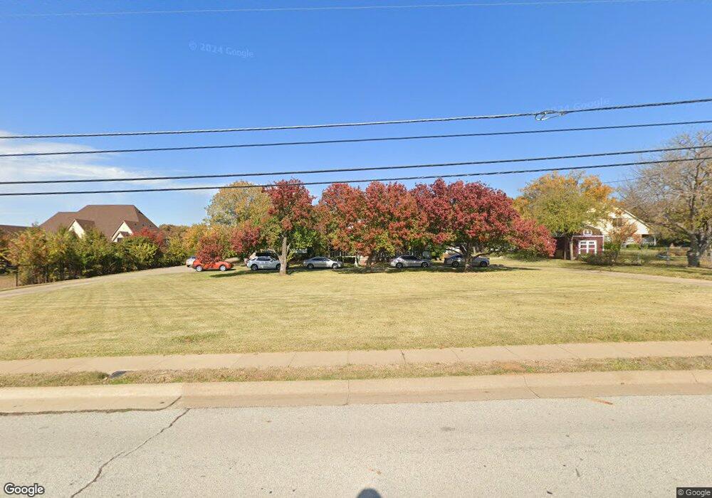 8907 Martin Dr, North Richland Hills, TX 76182 - photo 1