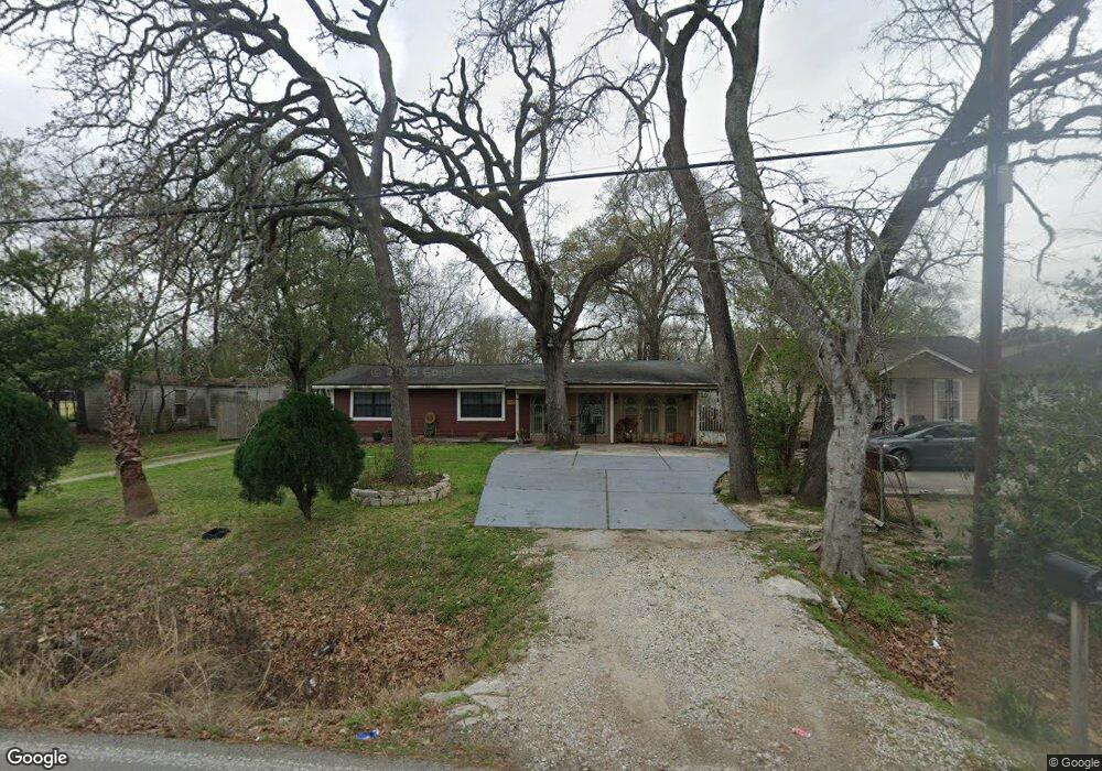 7115 Bauman Rd, Houston, TX 77022 - photo 1