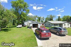 207 W Scribner Ave, Drayton, ND 58225