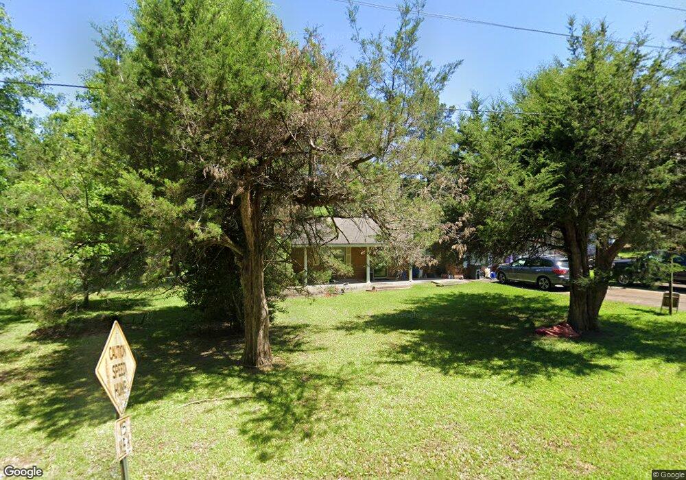 205 Circle Dr, Pineville, LA 71360 - photo 1