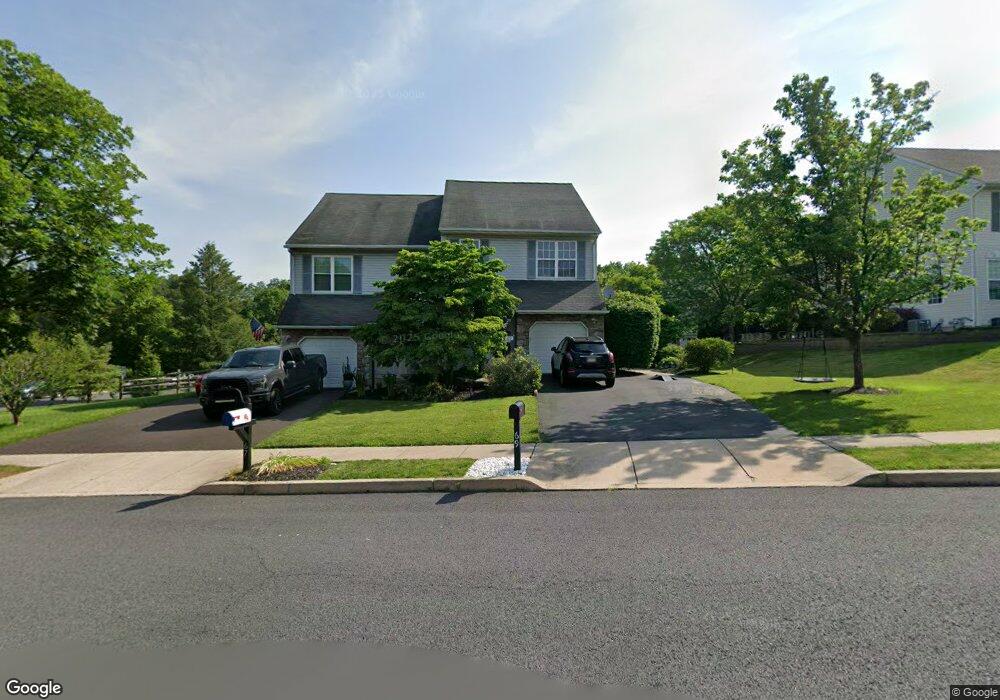 67 Wheatsheaff Ln, Perkasie, PA 18944 - photo 1