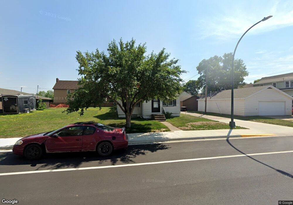 511 N 3rd Ave, Virginia, MN 55792 - photo 1