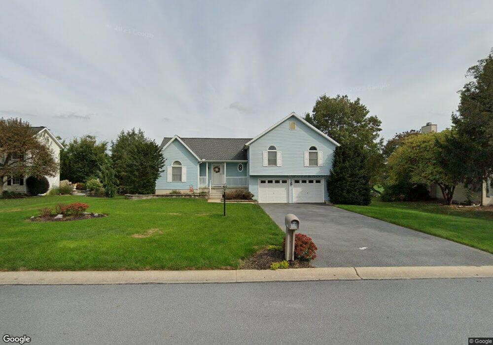 14 Clover Ln, Palmyra, PA 17078 - photo 1