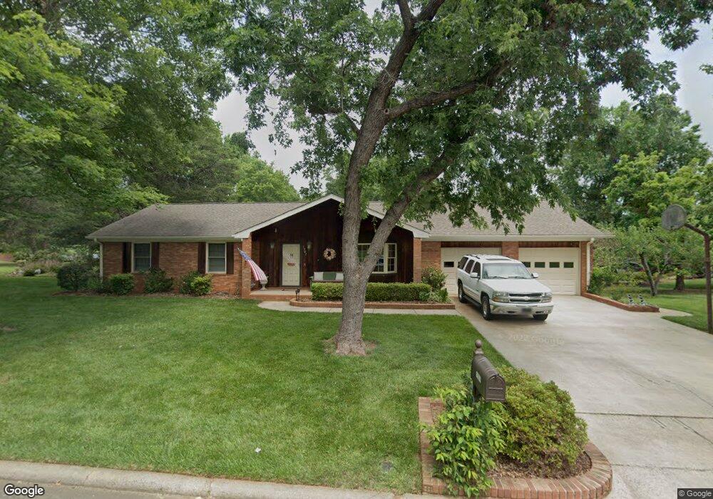 1507 Mount Vernon Ave, Statesville, NC 28677 - photo 1