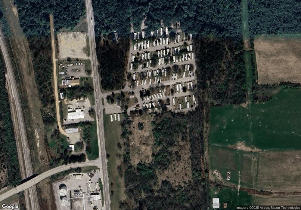 207 South Dr, Mount Morris, MI 48458 - photo 1