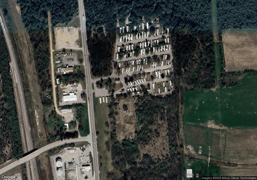 203 South Dr, Mount Morris, MI 48458 - photo 1