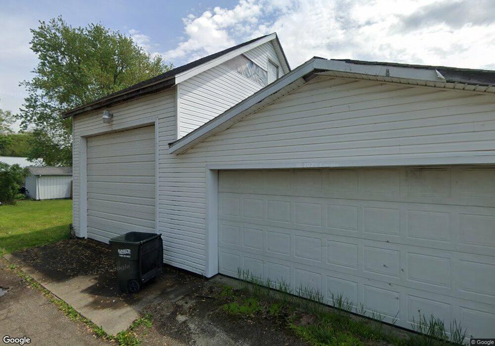 573 Wilson Ave, Coshocton, OH 43812 - photo 1