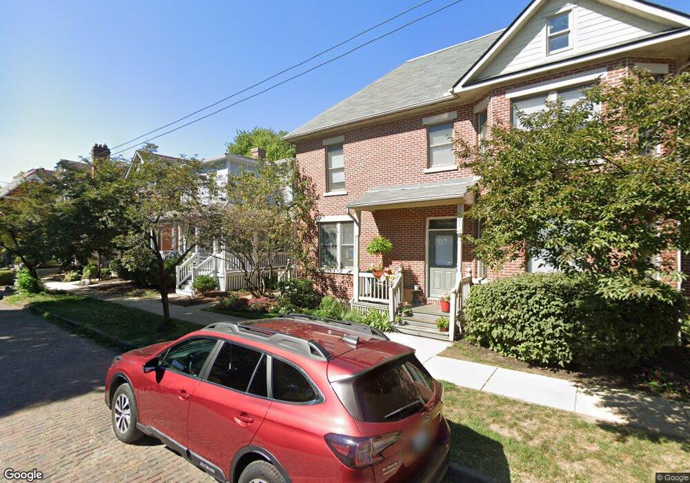 961 Delaware Ave unit 961, Columbus, OH 43201 - photo 1