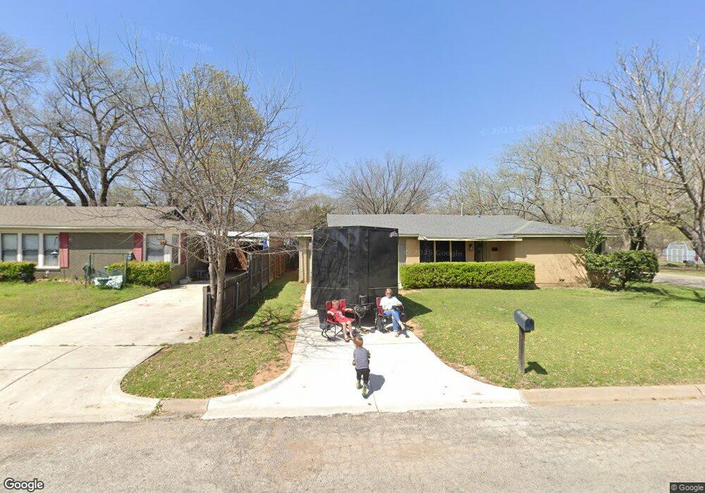 1002 Marengo St, Cleburne, TX 76033 - photo 1