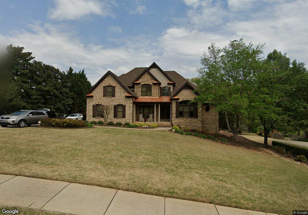 708 Reece Dr, Hoschton, GA 30548 - photo 1