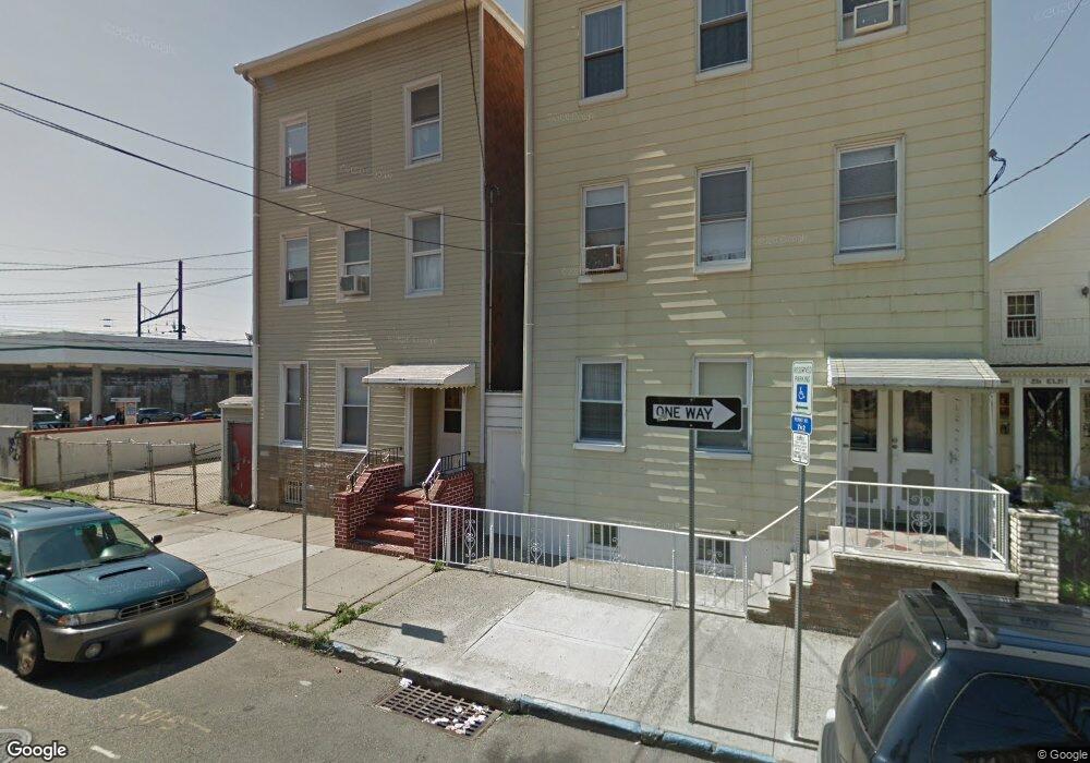 30 Elm St unit 3, Newark, NJ 07102 - photo 1