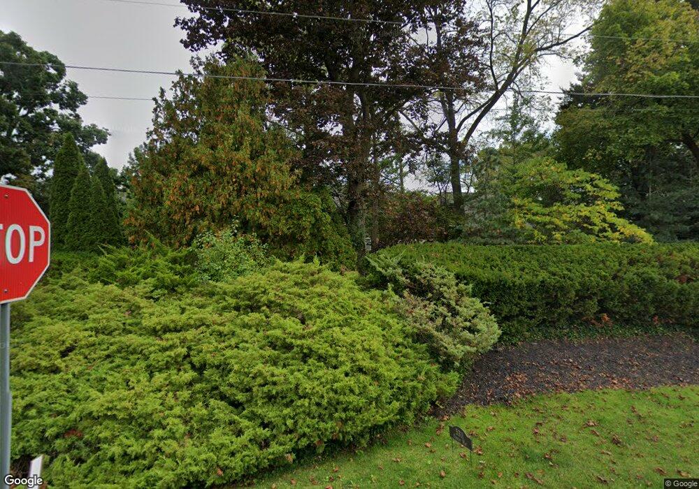 5311 Forest Way, Bloomfield Hills, MI 48302 - photo 1