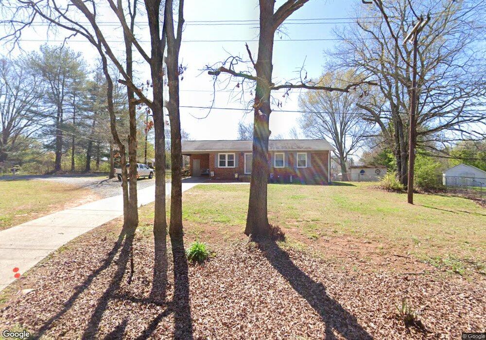 412 Christopher Rd, Shelby, NC 28152 - photo 1